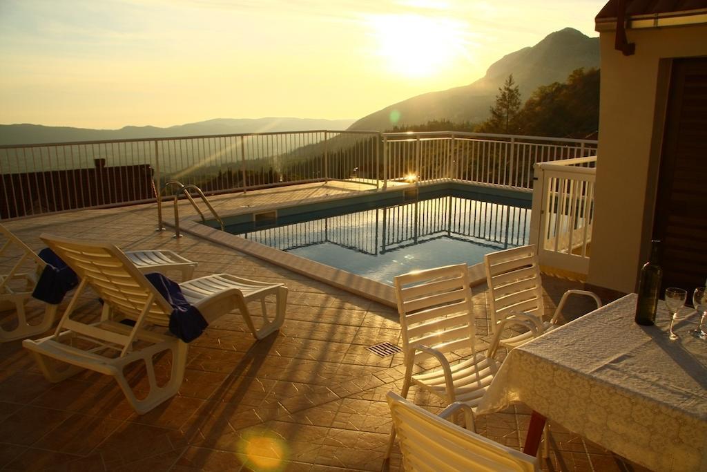 Holiday Home Urlovic Gruda Szoba fotó