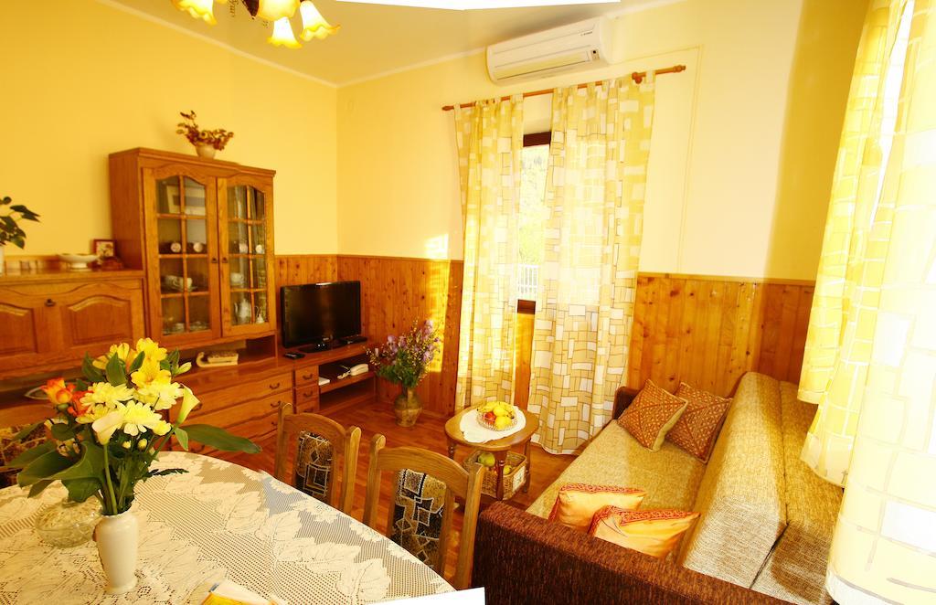Holiday Home Urlovic Gruda Szoba fotó