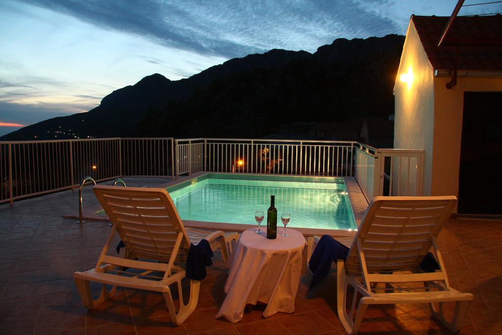 Holiday Home Urlovic Gruda Szoba fotó