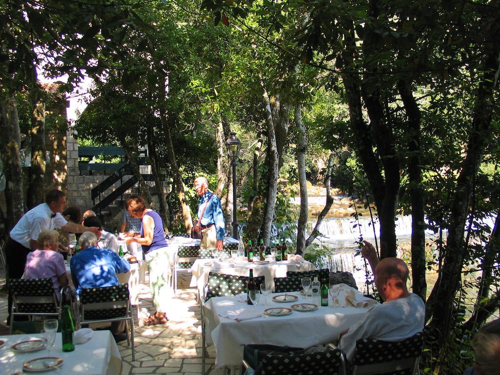 Holiday Home Urlovic Gruda Szoba fotó