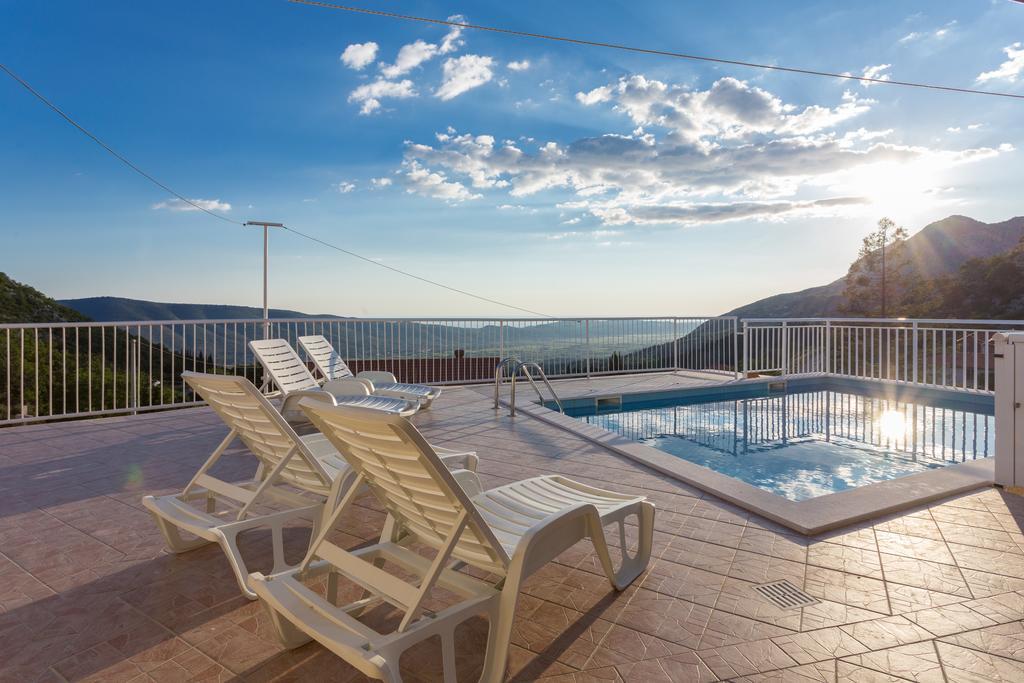 Holiday Home Urlovic Gruda Kültér fotó
